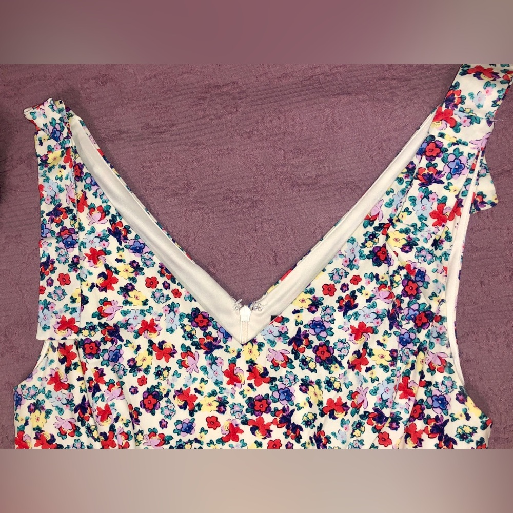 Liz Claiborne Floral Dress ♥️🌼💜🌸💙 - Picture 5 of 15